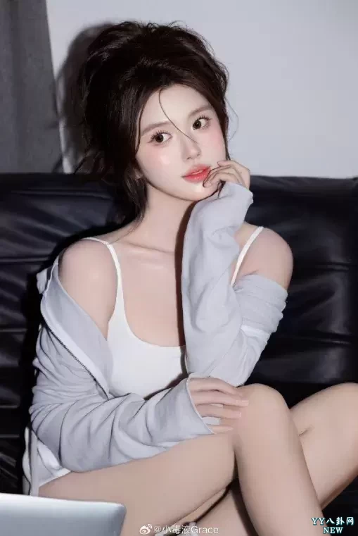 小毒液最新写真上线，满脸胶原蛋白看不出当了妈妈！-第5张