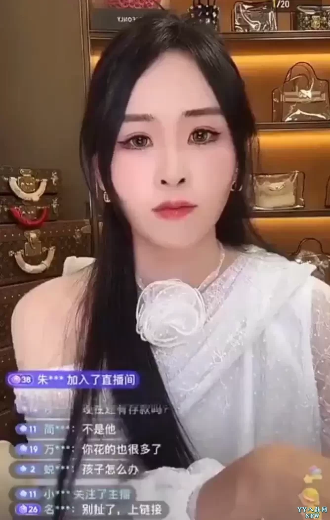 散打哥直播怒斥妻子隆胸计划：不知羞耻！-第3张